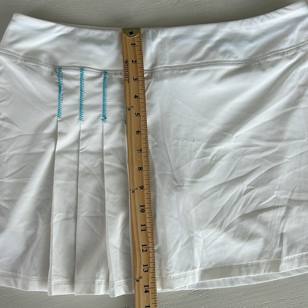 Athleta Skort Second Wind Pleated White Skort Skirt Large Pickleball Tennis - Picture 7 of 7